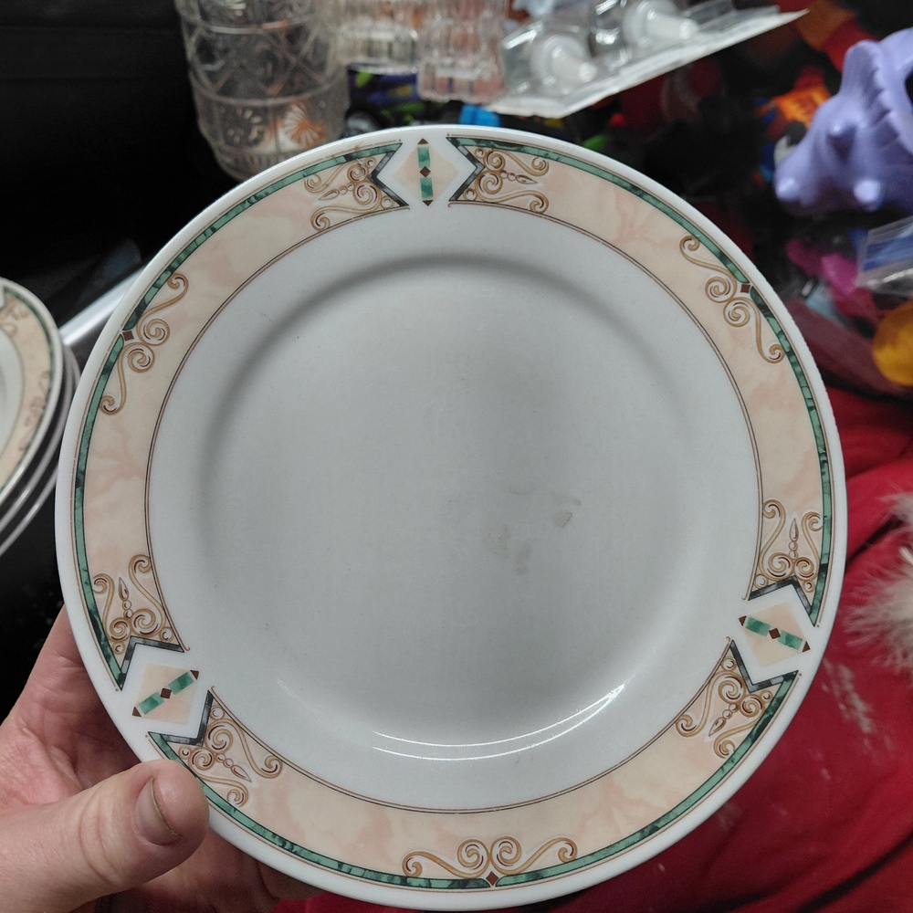 Lynns 7.5" Salad Plate